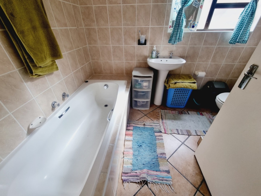 2 Bedroom Property for Sale in Parklands Western Cape